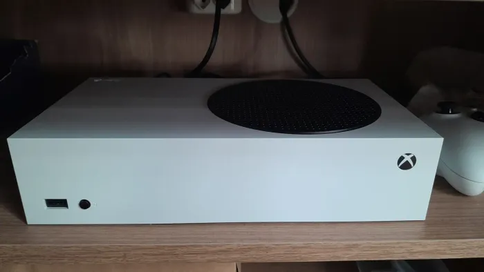 Xbox series S 512 GB com dois controles semi-novo