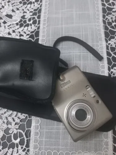 Camera digital Nikon 6.0 megapixels