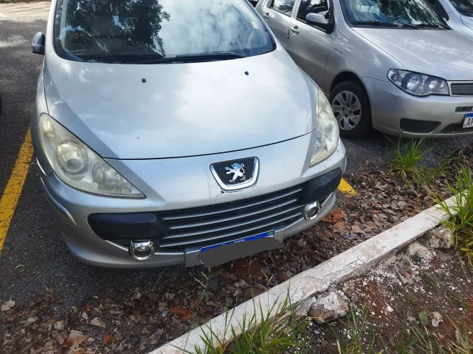 Peugeot 307 Sed.feline/griff 2.0/2.0 Flex 4P AUT 2009