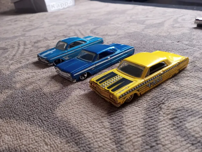 Hot Wheels Impala lote 