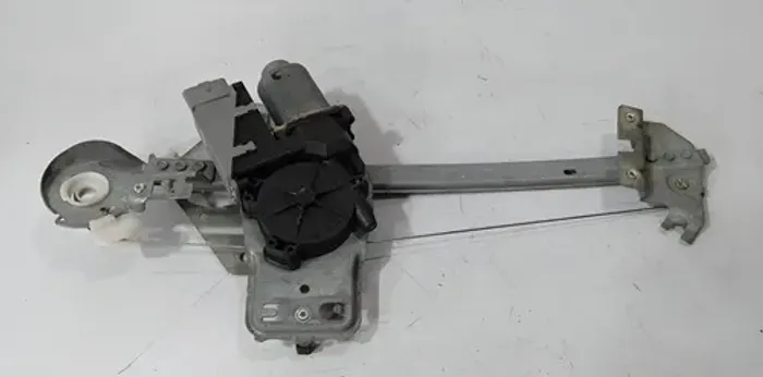 Máquina De Vidro Traseira Esquerda Peugeot 307 2002 - 2006