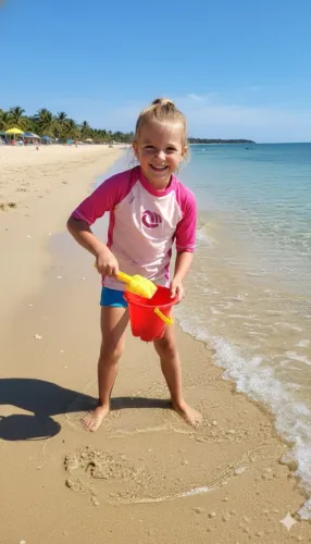 Camisa com proteção solar infantil 