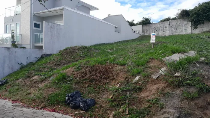 Terreno 300 metros no Condomínio dos pássaros Cabo Frio