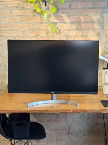 Monitor LG 4k 32" modelo 32UN500