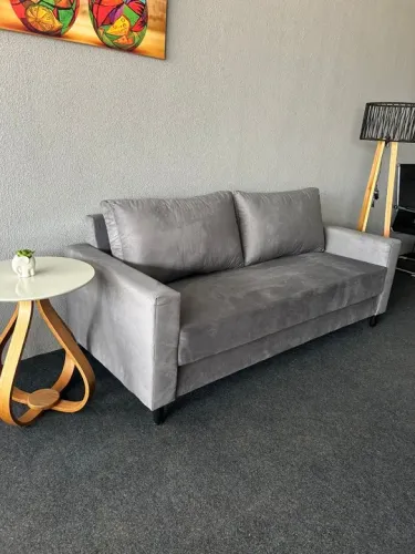 Sofá Elegante de 3 Lugares 1,94 Metros (SUPER OFERTA PEGUE E LEVE)!!