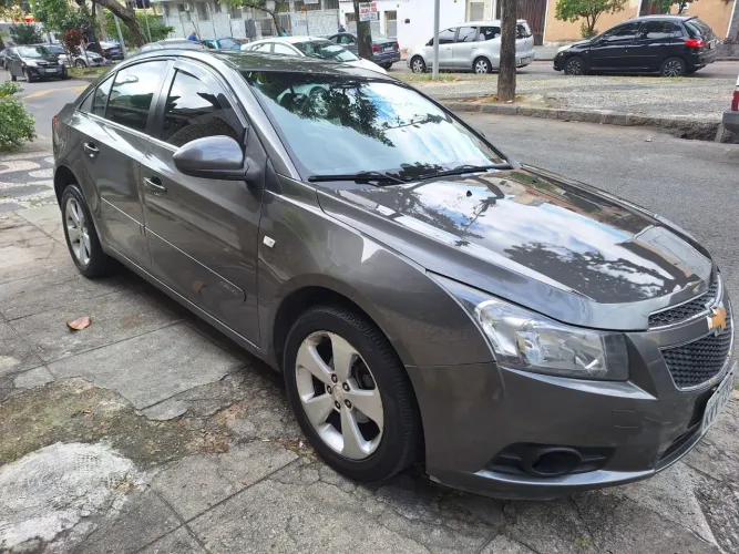 Chevrolet Cruze LTZ 1.8 16V Flexpower 4P Aut. 2013