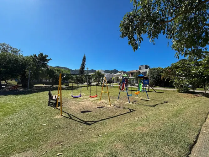 Casa em condomínio fechado