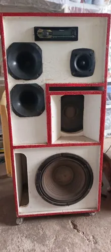 Som residencial potente