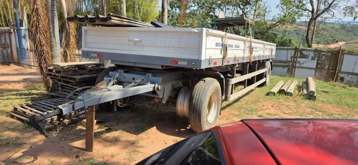 Reboque carreta julieta 2 eixos Fachini 