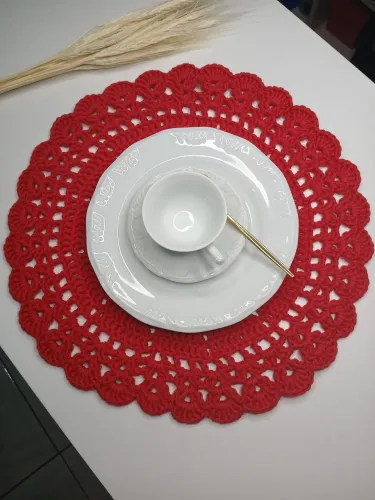 Sousplat de Crochê Vermelho - Elegância para sua Mesa