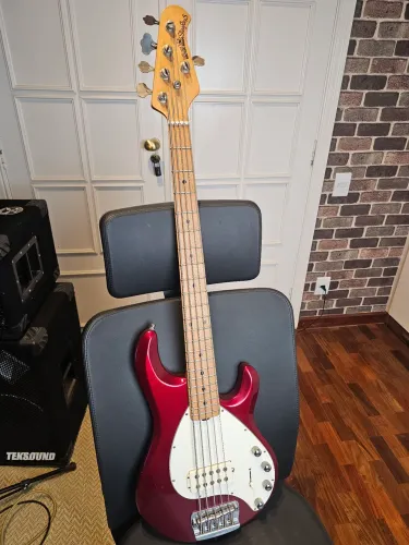 Music Man Sting RAY 5H