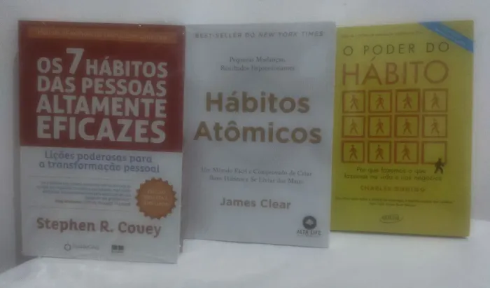 Hábitos atômicos O poder do hábito Os 7 hábitos das pessoas altamente eficazes