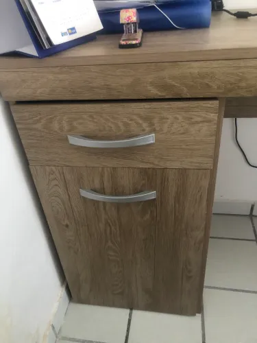 Impecável mesa de escritório