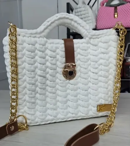 Bolsa de Ombro em Crochê - Branca