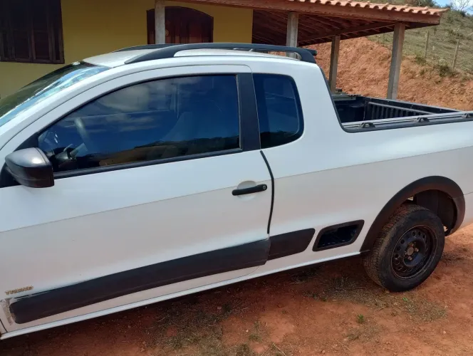 Caminhonete Saveiro trend ano 2013 cabine estendida preço abaixo tabela Fipe 