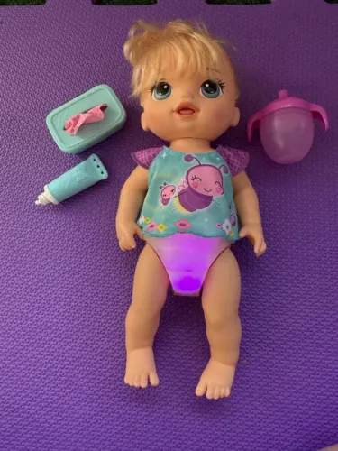 Boneca Baby Alive Fralda mágica
