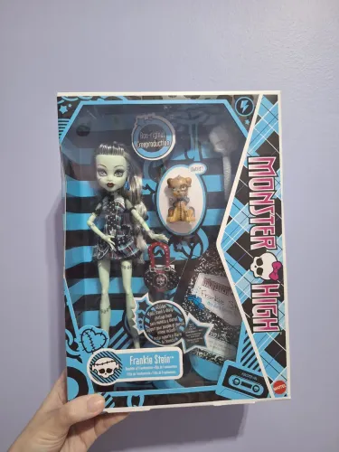 Boneca Monster High Frankie Stein Mattel Creeproduction