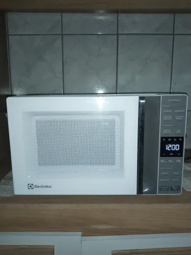 Microondas Eletrolux SEMI-NOVO