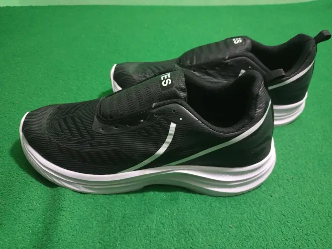 Tênis Masculino de Alto Desempenho: Conforto, Leveza e Versatilidade