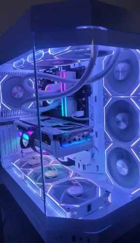 PC Gamer Completo RX 9070 XT Branco