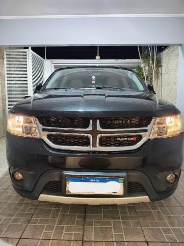 SUV 7 lugares TOP - Dodge Journey RT 3.6 V6-280cv - Couro, Teto Solar, 7-lugares - Urgente