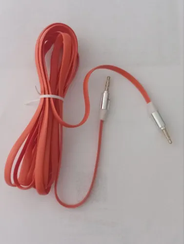 Cabo áudio p3 x p3 tablet smartphone mp3 mp4 ipod profissional 3m 3 metros