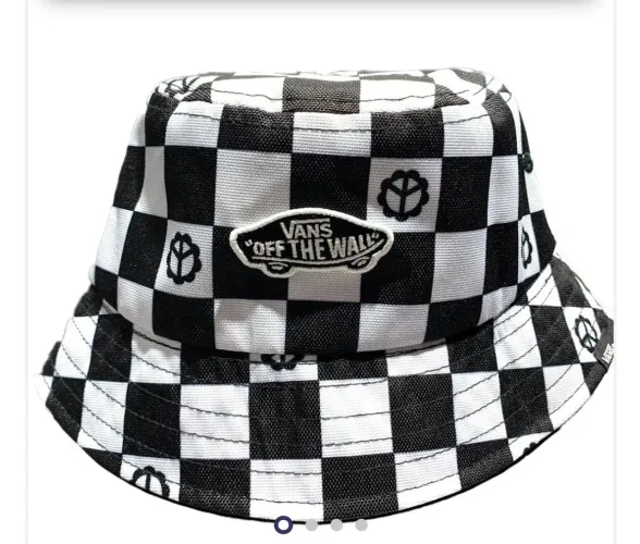 Chapeu Vans dupla face
