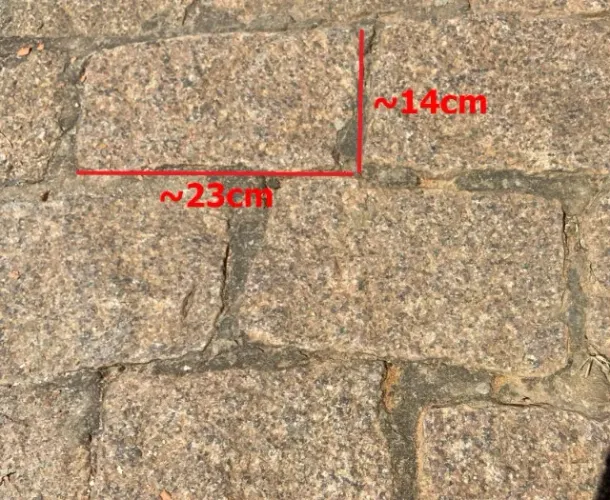 Paralelepípedo de Granito Rosado