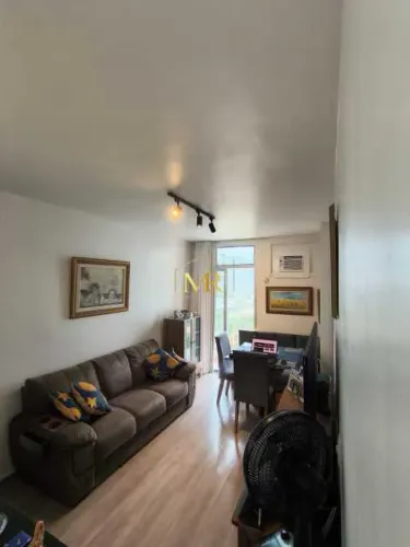 Apartamento à Venda - 2 Dormitórios - Barra da Tijuca - 53 m² com Varanda, Vista Livre e L