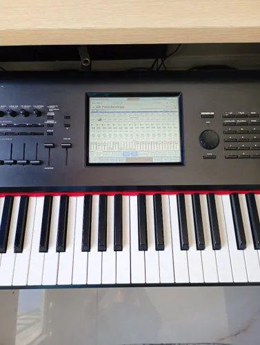 Teclado Korg kronos X 73