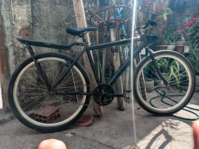 Bike de alumínio reforçado pra dar fim logo!!