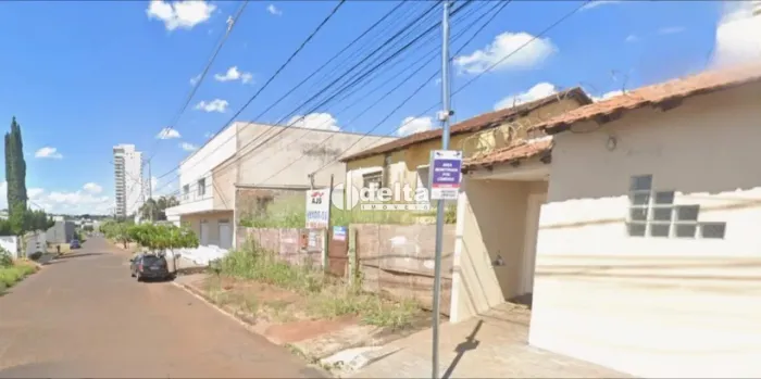 Terreno Padrão em Uberlândia