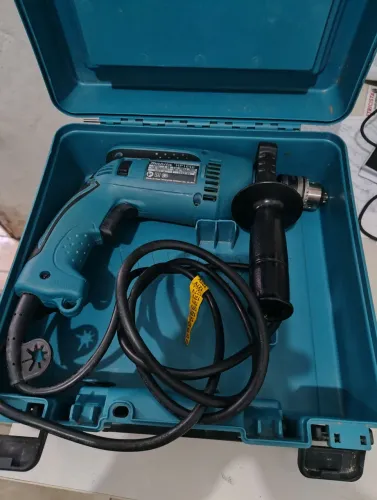 Furadeira/ MAKITA /linha profissional