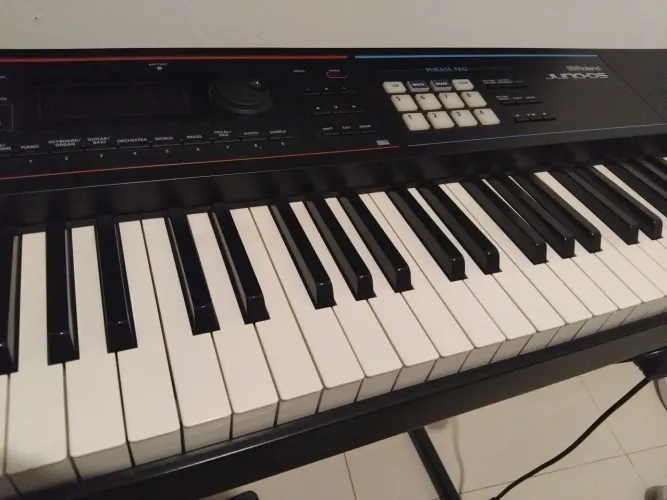 Teclado Roland Juno Ds 88