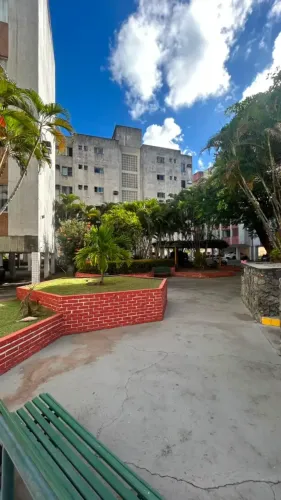 Apartamento para alugar com 4 quartos em Pinheiro - Maceió - AL
