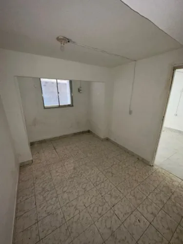 Cachoeirinha / Mercado Walter Estol / Com garagem
