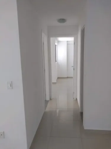 Alugo apartamento