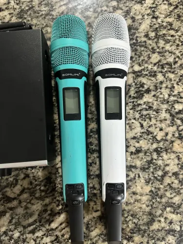 Microfone duplo 