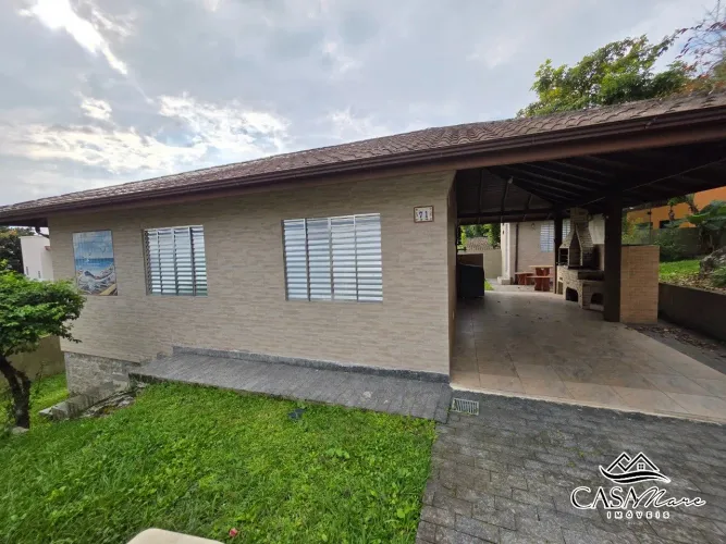 Casa em condomínio à venda em Cacupé, Florianópolis
