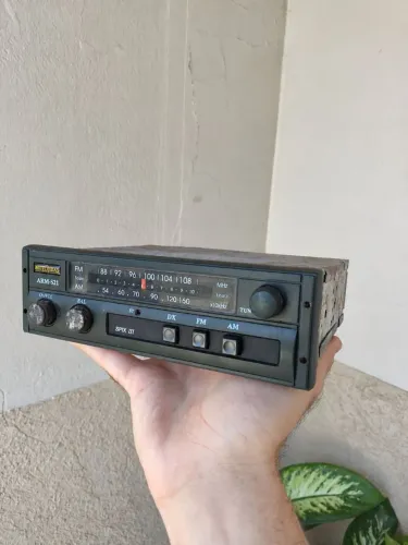 Rádio automotivo Motobras ARM-S21 SPIX III, AM/FM, usado.