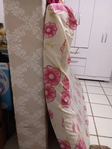 Vendo cama box usada e não faço entrega 