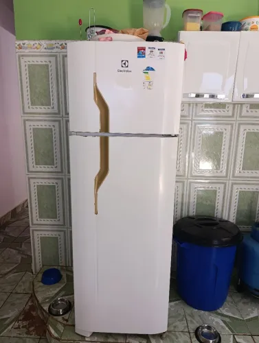 Geladeira Electrolux 2 portas