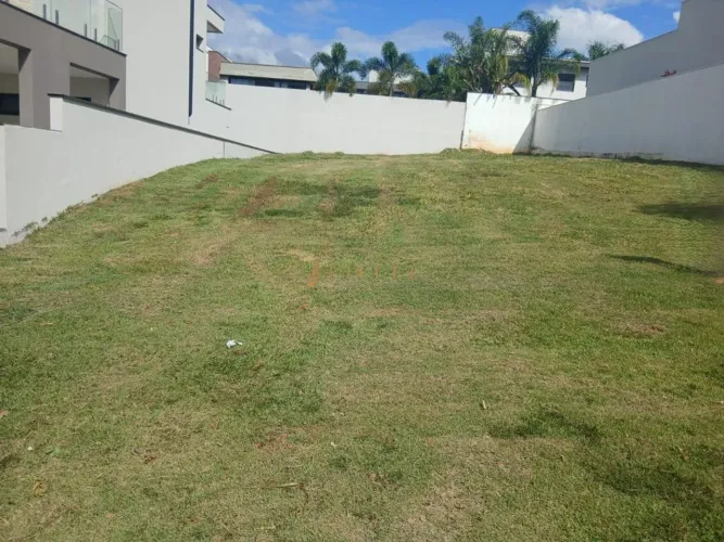 Terreno à venda em Votorantim, Alphaville Nova Esplanada, com 484.38 m²