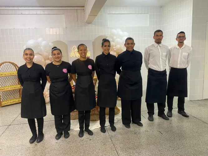 Equipe completa para sua festa e Evento