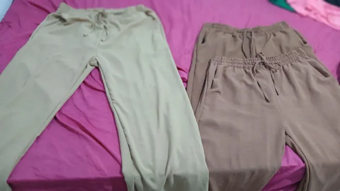 Vendo kit 3 calças pantalona tecido Duna NOVA