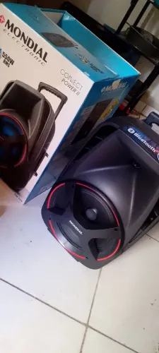 Vendo caixa de som nova usei poucas vezes R$ 500 tel *