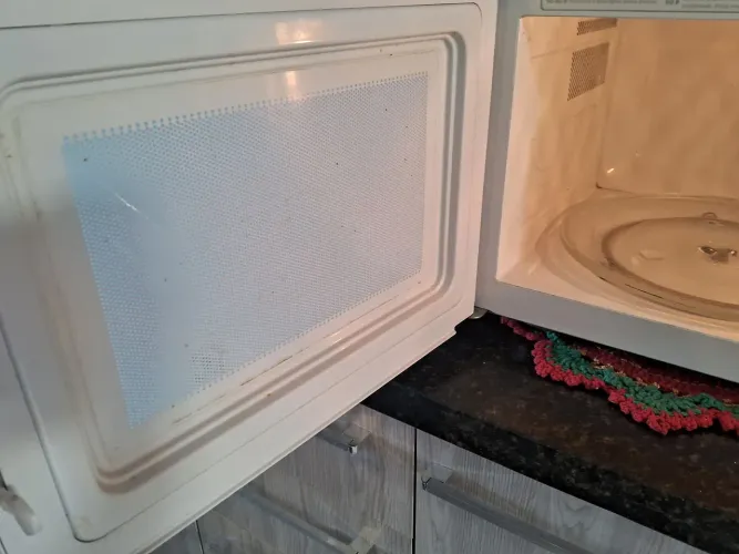 Micro-ondas 32 litros Electrolux só venda retirar no bairro sítio cercado
