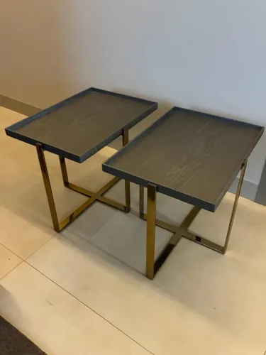 Par de aparadores para sala ou quarto