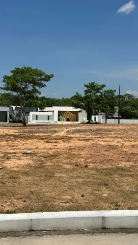 2 lotes um de fundo pro outro cada mede 20x 30, no Residencial Ponta Negra 2