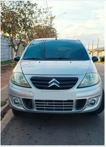 Citroen C3 GLX 1.4/ GLX Sonora 1.4 Flex 8V 5P 2012